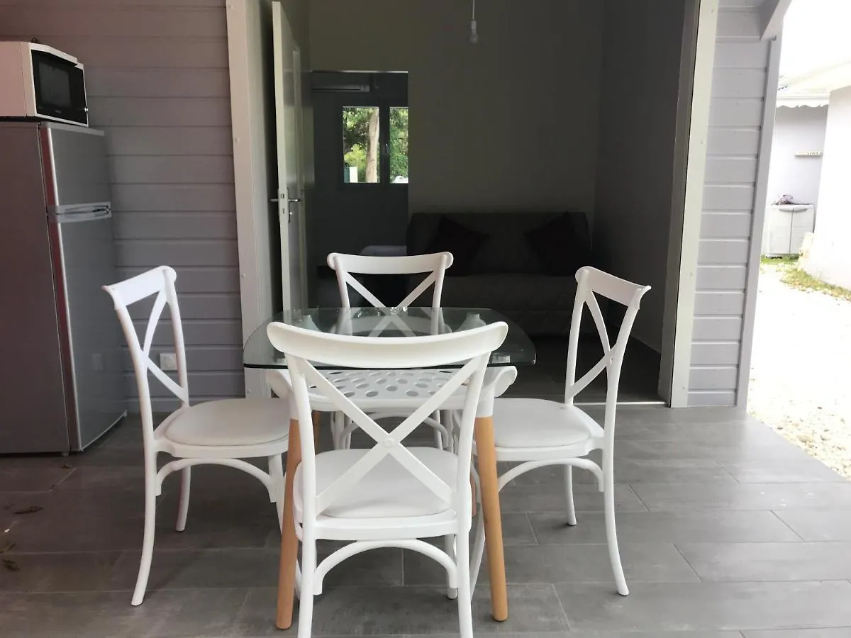 Bungalow Lolotte Et Dom Villa Sainte-Anne  Guadeloupe